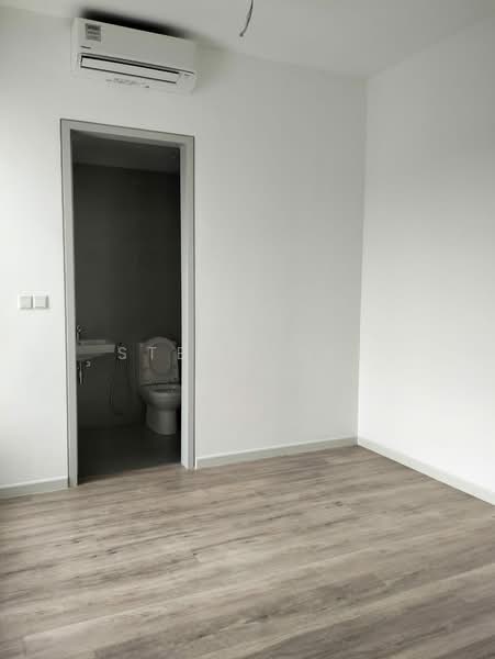 Service Residence for Sale at Sunway Belfield - Stephanie Yap - Bathroom - PropertyGuru.com.my