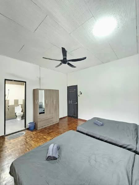 2-storey Terraced House for Sale in Taman Tasek (Johor Bahru) - Wee Howe - Bedroom - PropertyGuru.com.my