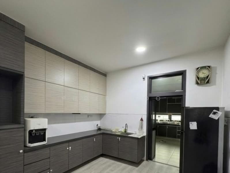 2-storey Terraced House for Rent in Taman Molek (Johor Bahru) - Phoebe Foo - Kitchen - PropertyGuru.com.my