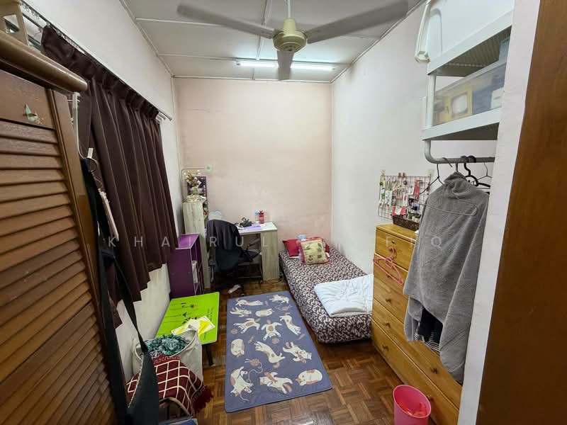 2-storey Terraced House for Sale in Taman TTDI Jaya (Shah Alam) - Khairul Syafiq - Bedroom - PropertyGuru.com.my