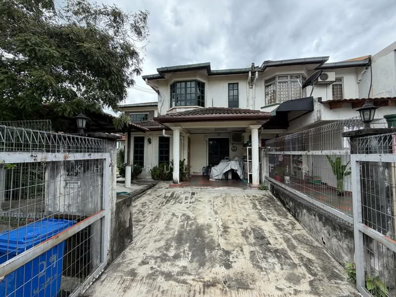 2-storey Terraced House for Sale in Taman TTDI Jaya (Shah Alam) - Khairul Syafiq - Exterior - PropertyGuru.com.my