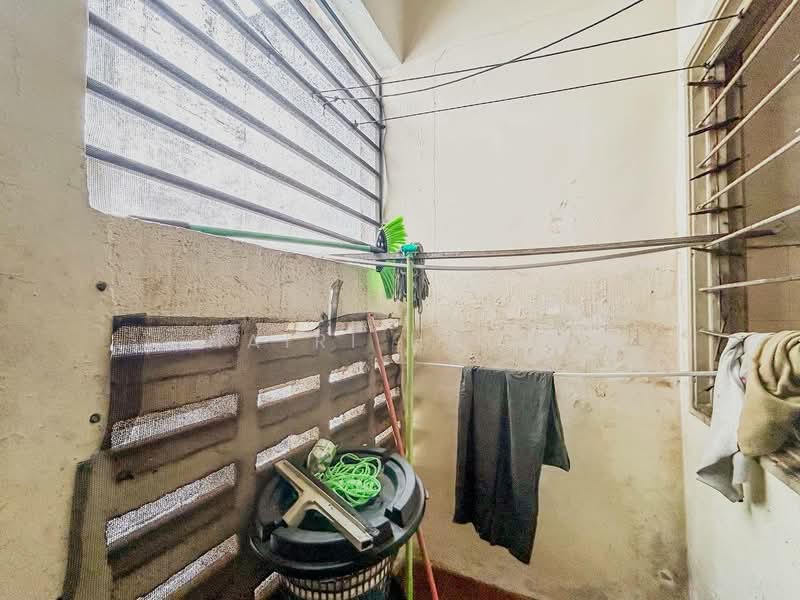 Flat for Sale at Dataran Otomobil - Hairi Halim - Balcony - PropertyGuru.com.my