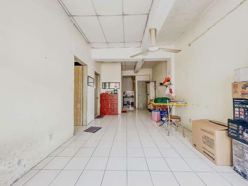 Flat for Sale at Dataran Otomobil - Hairi Halim - Interior - PropertyGuru.com.my