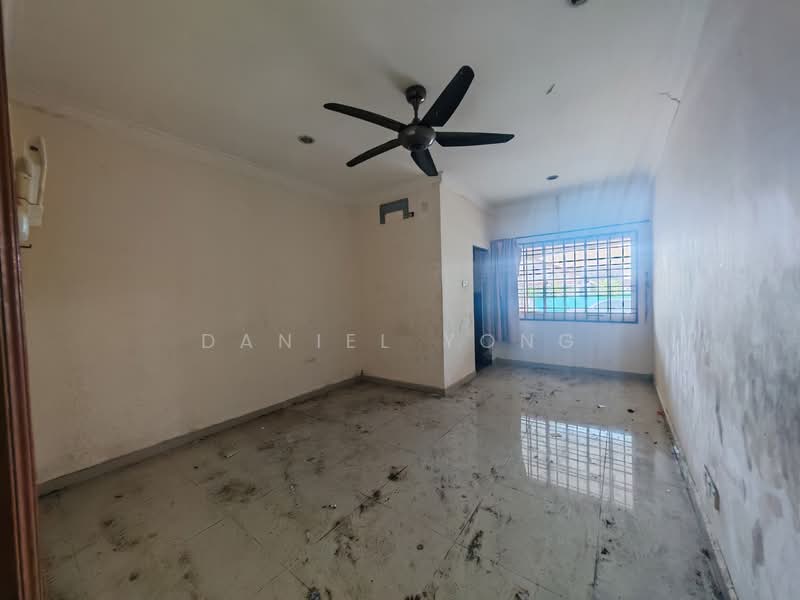Semi-Detached House for Sale in Taman Megah Ria (Masai) - Daniel Yong - Living Room - PropertyGuru.com.my