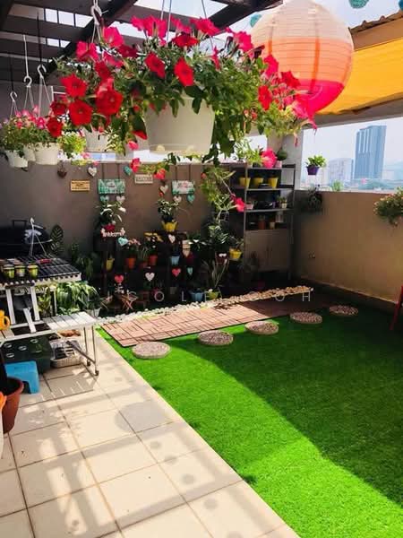 Service Residence for Sale at Hedgeford 10 Residences - Nicole Goh - Exterior - PropertyGuru.com.my