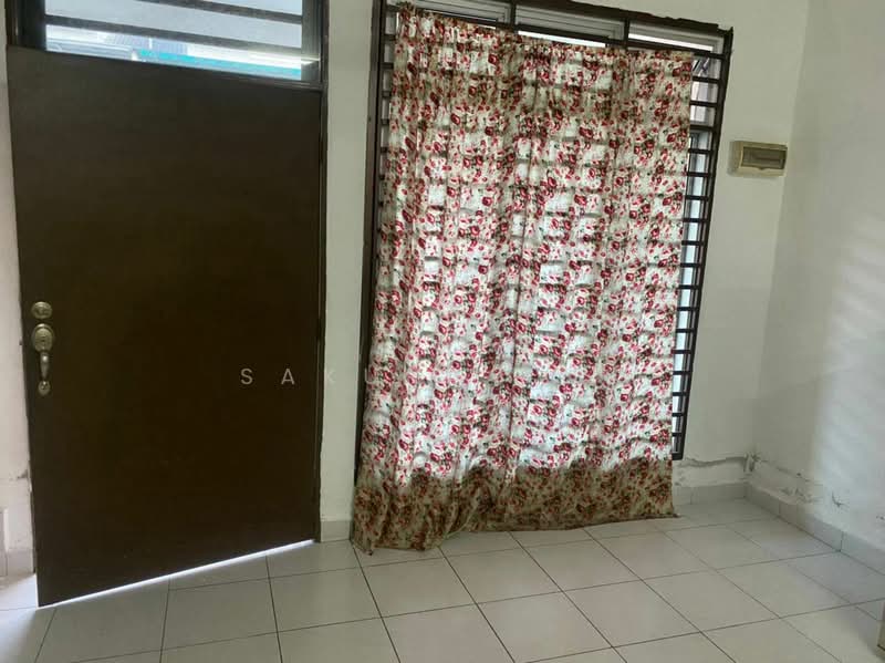 Rumah Teres untuk Dijual di Senai (Johor) - Sakura Tok - Entrance - PropertyGuru.com.my