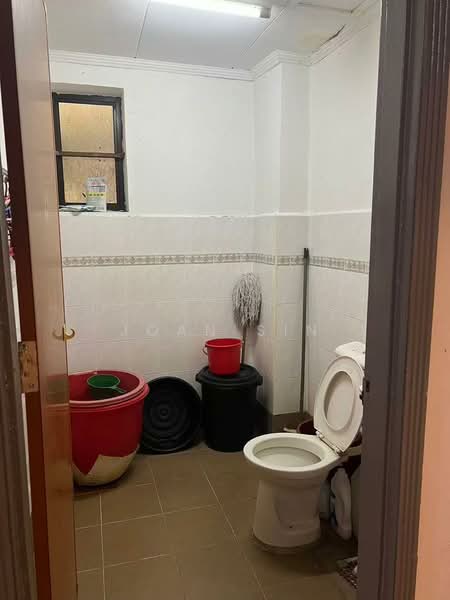 Kondominium untuk Dijual di Skudai Villa - Joan Sin - Bathroom - PropertyGuru.com.my