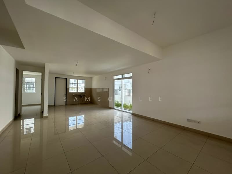 2-storey Terraced House for Sale in Bandar Country Homes (Rawang) - Samson Lee - Living Room - PropertyGuru.com.my