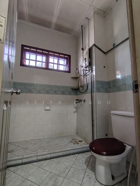 Rumah Teres 2 Tingkat untuk Dijual di Permas Jaya (Johor) - Seiya Liang - Bathroom - PropertyGuru.com.my