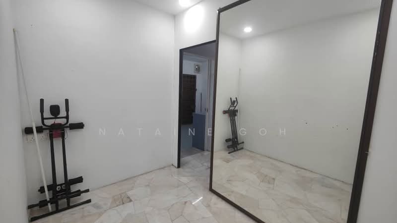 2-storey Terraced House for Rent in Taman Desa Cemerlang (Ulu Tiram) - Nataine Goh - Gym - PropertyGuru.com.my