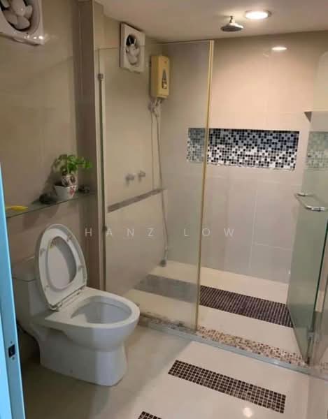 Pangsapuri untuk Disewa di Pangsapuri Vista Serdang - Hanz Low - Bathroom - PropertyGuru.com.my