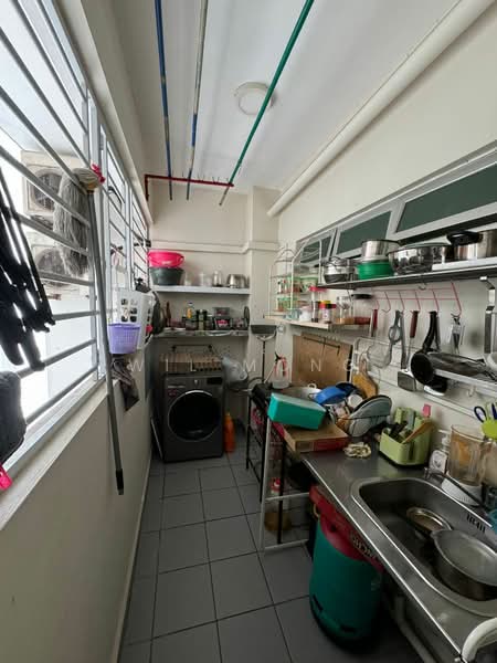 Apartment for Sale at Idaman Residence - Wil Mong - Kitchen - PropertyGuru.com.my