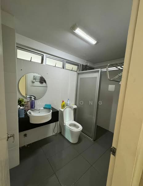 Apartment for Sale at Idaman Residence - Wil Mong - Bathroom - PropertyGuru.com.my