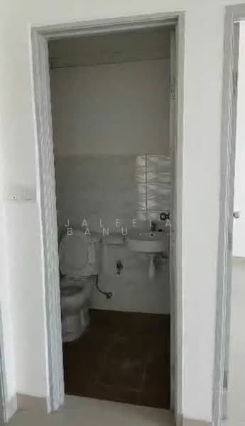 Service Residence for Rent at Sentrovue - Jaleela Banu Ahmad - Bathroom - PropertyGuru.com.my