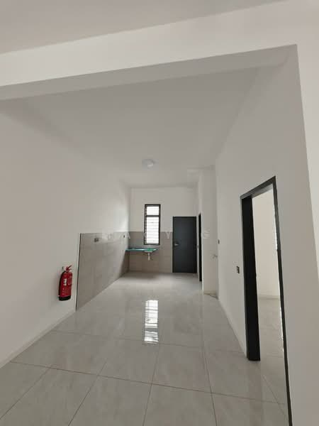 Rumah Teres untuk Disewa di Bukit Beruang (Bukit Baru) - Macy G - Interior - PropertyGuru.com.my