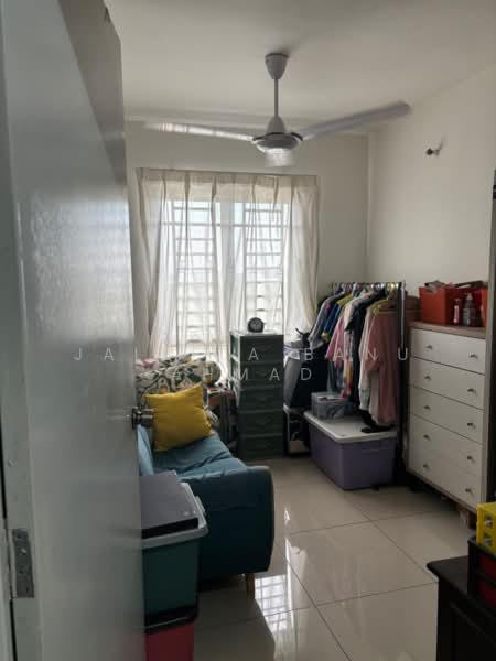 Service Residence for Sale at Sentrovue - Jaleela Banu Ahmad - Interior - PropertyGuru.com.my