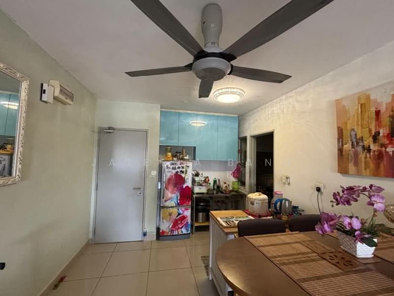 Service Residence for Sale at Sentrovue - Jaleela Banu Ahmad - Kitchen - PropertyGuru.com.my