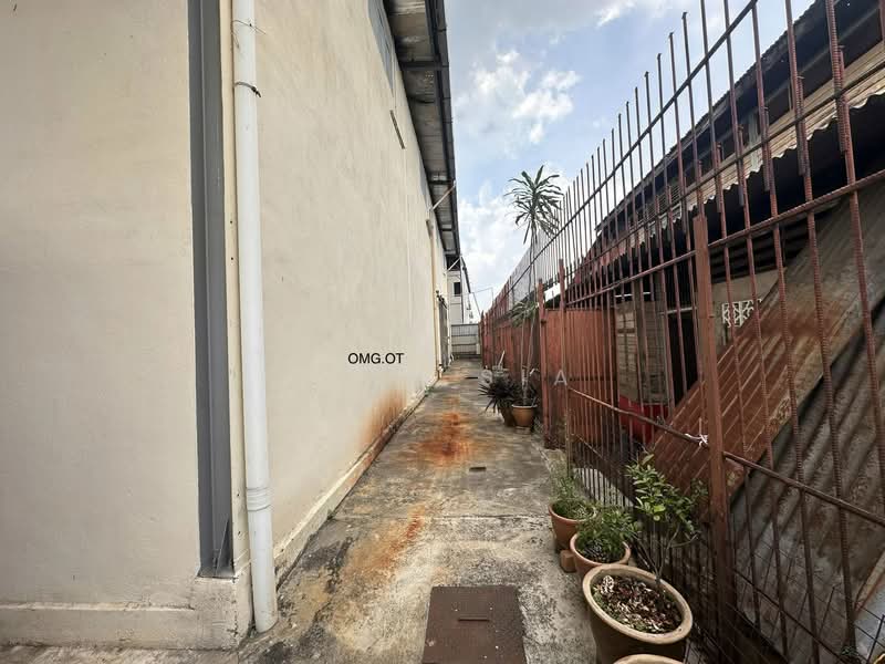 Warehouse for Rent in Port Klang (Pelabuhan Klang) (Selangor) - Joel Sia - Exterior - PropertyGuru.com.my