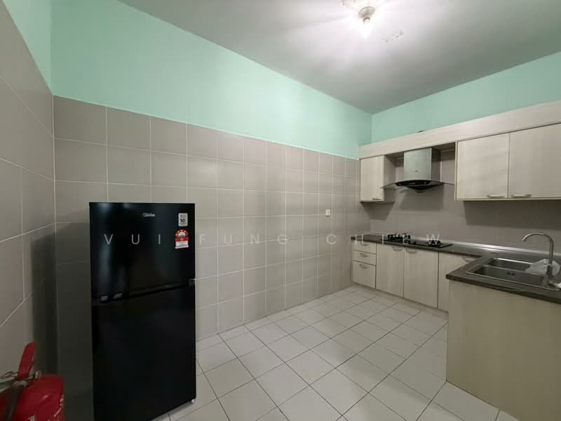 Kondominium untuk Disewa di Alam Damai - Vui Fung Chiew - Kitchen - PropertyGuru.com.my