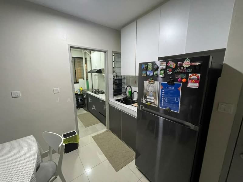 Service Residence for Rent at Sentrovue - Jaleela Banu Ahmad - Kitchen - PropertyGuru.com.my