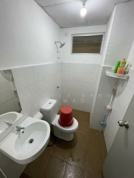 Service Residence for Rent at Sentrovue - Jaleela Banu Ahmad - Bathroom - PropertyGuru.com.my
