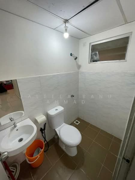 Service Residence for Rent at Sentrovue - Jaleela Banu Ahmad - Bathroom - PropertyGuru.com.my