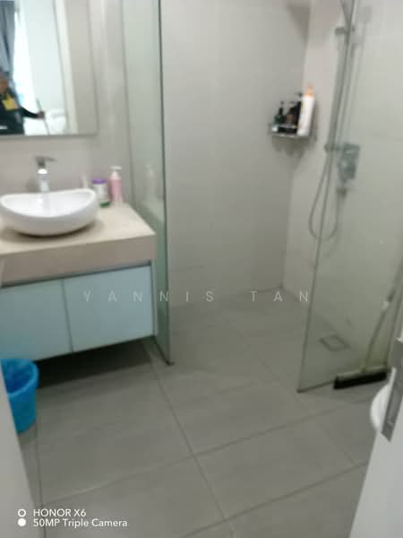 Servis Apartment untuk Dijual di Serviced Residence @ Binjai 8 - Yannis Tan - Bathroom - PropertyGuru.com.my