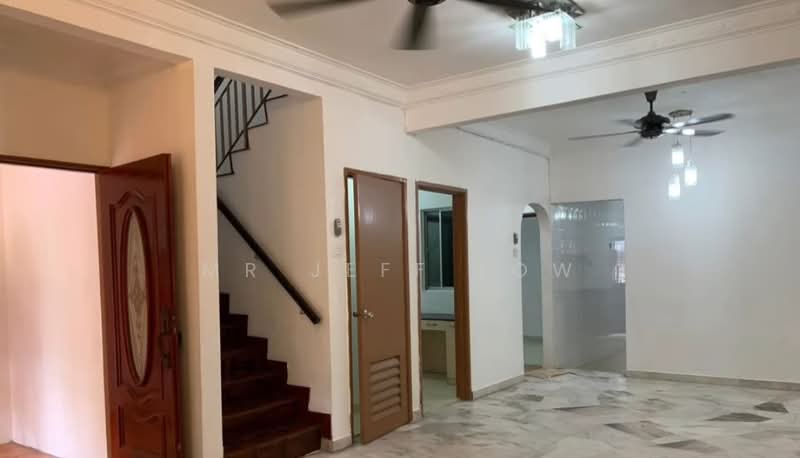 Terraced House for Sale in Bukit Rahman Putra (Sungai Buloh) - Mr Jeff Low - Living Room - PropertyGuru.com.my