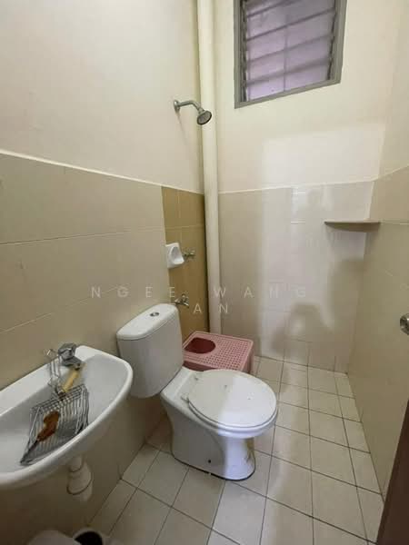 Rumah Teres 1 Tingkat untuk Dijual di Batu Berendam (Melaka) - Ngee Wang Tan - Bathroom - PropertyGuru.com.my