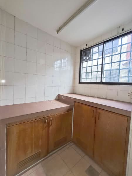 2-storey Terraced House for Sale in Bandar Baru Permas Jaya (Permas Jaya) - Bernice Gan - Kitchen - PropertyGuru.com.my