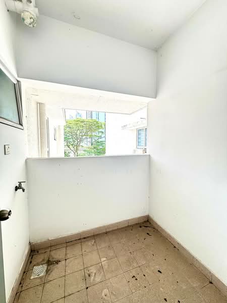 Kondominium untuk Dijual di Suria Jelatek - Yasmin Sulaiman - Balcony - PropertyGuru.com.my