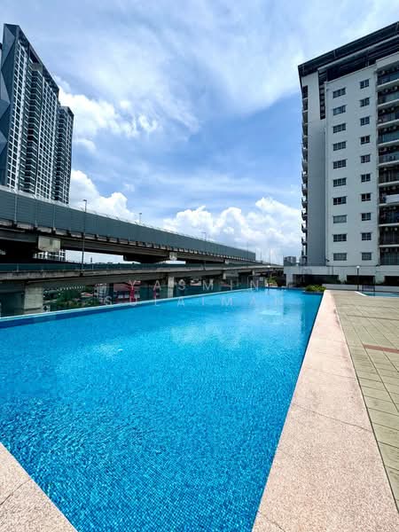 Kondominium untuk Dijual di Suria Jelatek - Yasmin Sulaiman - Exterior - PropertyGuru.com.my
