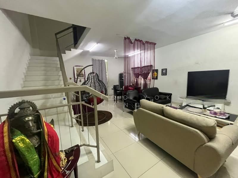 Rumah Teres 2 Tingkat untuk Dijual di Setia Alam (Selangor) - Veni Foo Yoke Fuang - Living Room - PropertyGuru.com.my
