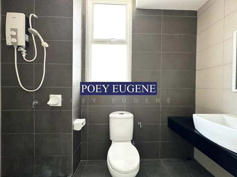 Condominium for Sale at D'Zone Condominium - Poey Eugene - Bathroom - PropertyGuru.com.my