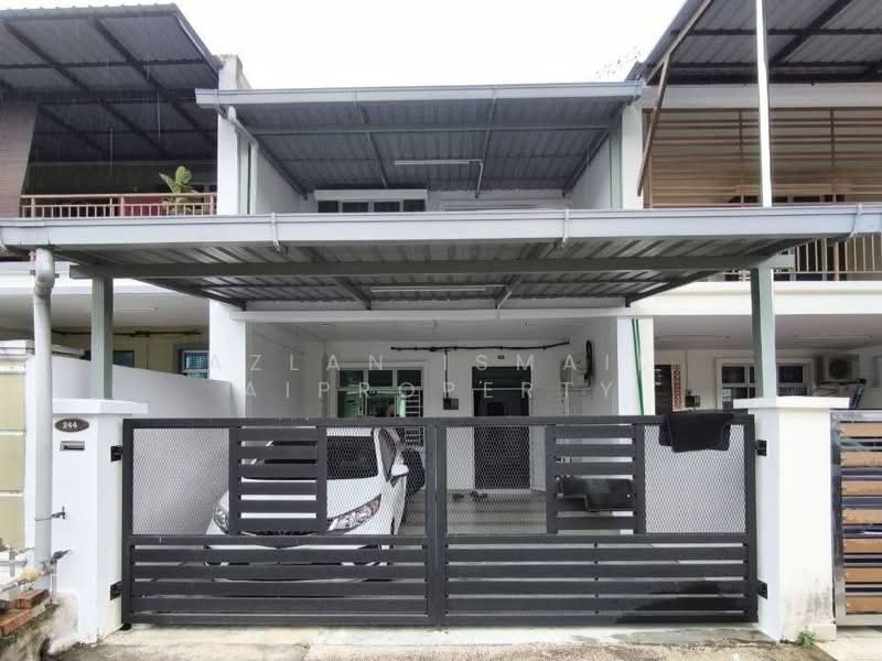 2-storey Terraced House for Sale in Taman Scientex Kulai (Sedenak) - Azlan Ismail aiproperty - Exterior - PropertyGuru.com.my