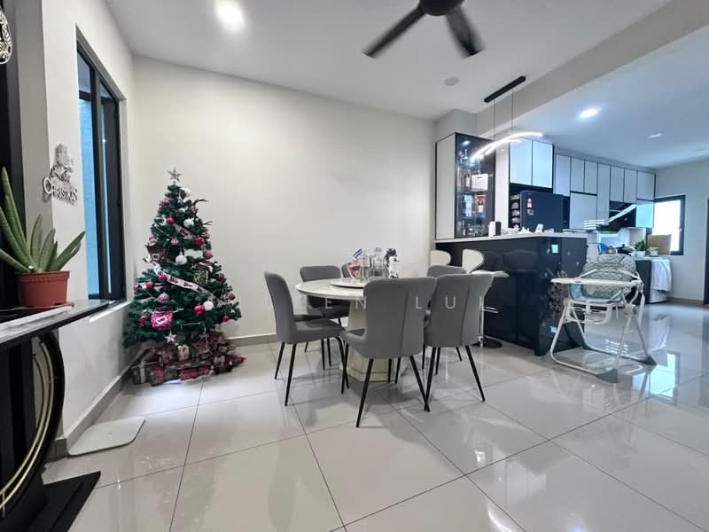 Rumah Teres 2 Tingkat untuk Disewa di Masai (Johor) - Aileen Lui - Dining Room - PropertyGuru.com.my