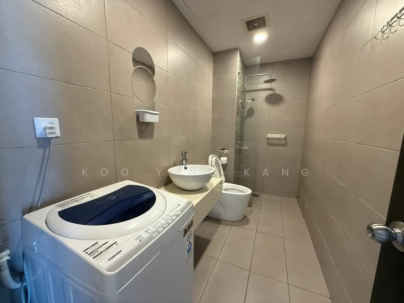 Untuk Dijual - D'Latour