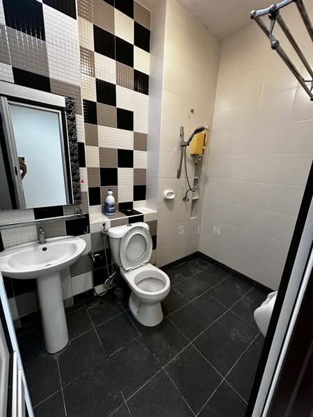 Rumah Teres 1 Tingkat untuk Dijual di Taman Pelangi Indah (Ulu Tiram) - Joan Sin - Bathroom - PropertyGuru.com.my