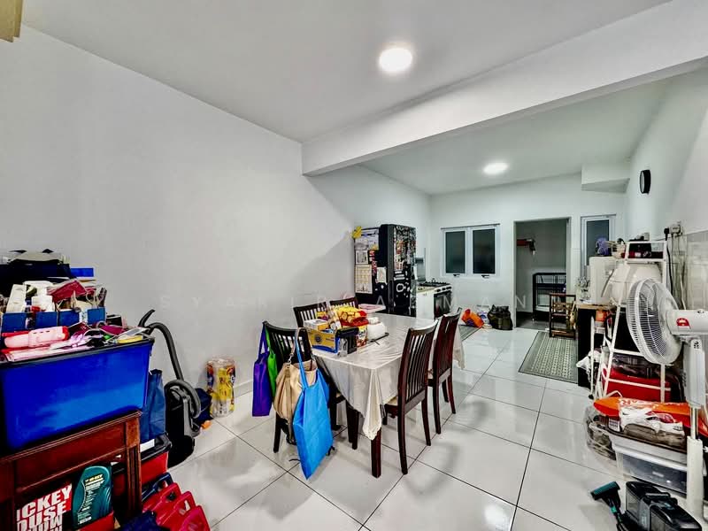 Condominium for Sale at D'Pines@Ampang - Syakir Adman - Dining Room - PropertyGuru.com.my