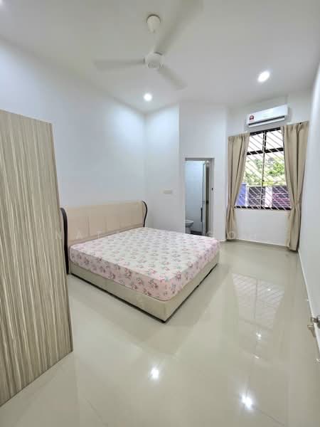 2-storey Terraced House for Rent in Bandar Selesa Jaya (Skudai) - Nataine Goh - Bedroom - PropertyGuru.com.my