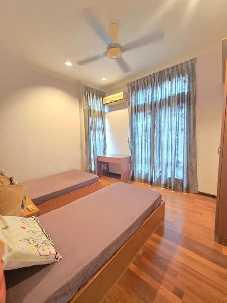 Bungalow for Rent in Bandar Kinrara (Selangor) - Brian Tiew - Bedroom - PropertyGuru.com.my