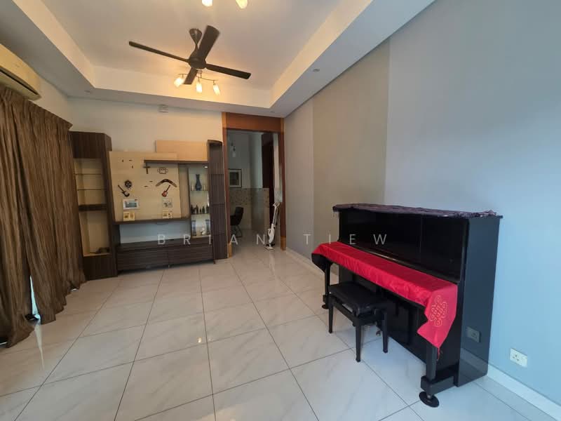 Bungalow for Rent in Bandar Kinrara (Selangor) - Brian Tiew - Living Room - PropertyGuru.com.my