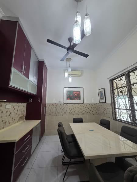 Bungalow for Rent in Bandar Kinrara (Selangor) - Brian Tiew - Dining Room - PropertyGuru.com.my