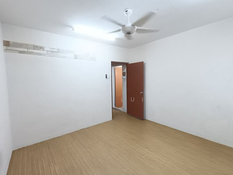 Rumah Teres 2 Tingkat untuk Disewa di Taman Pelangi (Johor Bahru) - Lui Lui - Bedroom - PropertyGuru.com.my