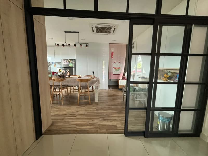 Cluster House for Sale in Taman Sutera Utama (Skudai) - William Tay - Dining Room - PropertyGuru.com.my