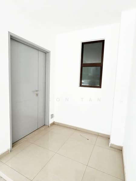 2-storey Terraced House for Sale in Taman Bestari Indah (Ulu Tiram) - Jason Tan - Interior - PropertyGuru.com.my