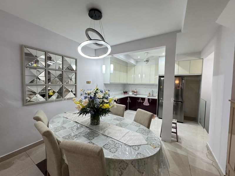 2.5-storey Terraced House for Sale in Ampang Jaya (Ampang) - Imran Jaafar - Dining Room - PropertyGuru.com.my
