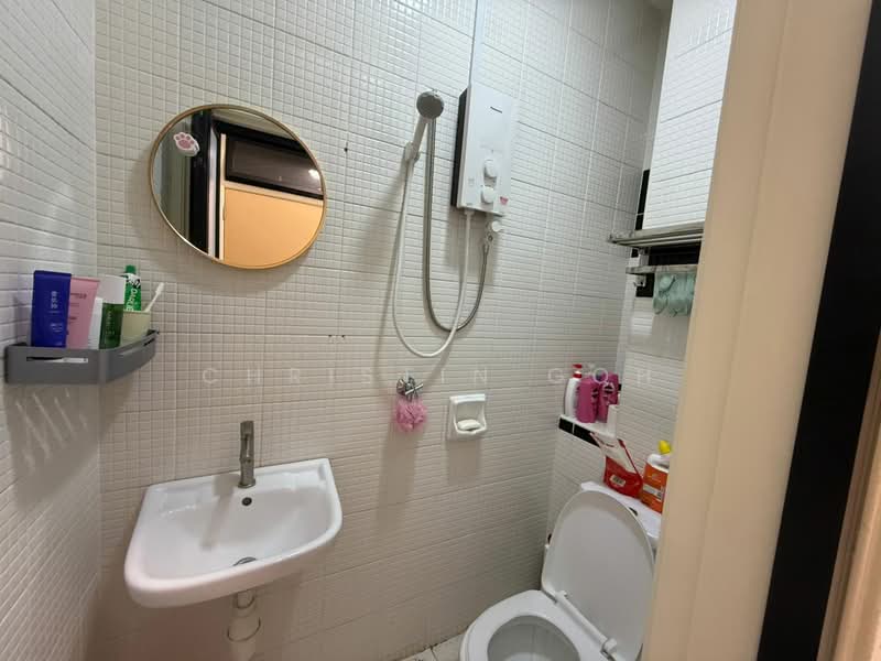 Servis Apartment untuk Dijual di The Sky Executive Suites - Christin Goh - Bathroom - PropertyGuru.com.my
