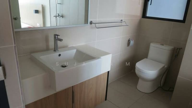 Servis Apartment untuk Disewa di KL Gateway Residences - Sujatha M - Bathroom - PropertyGuru.com.my