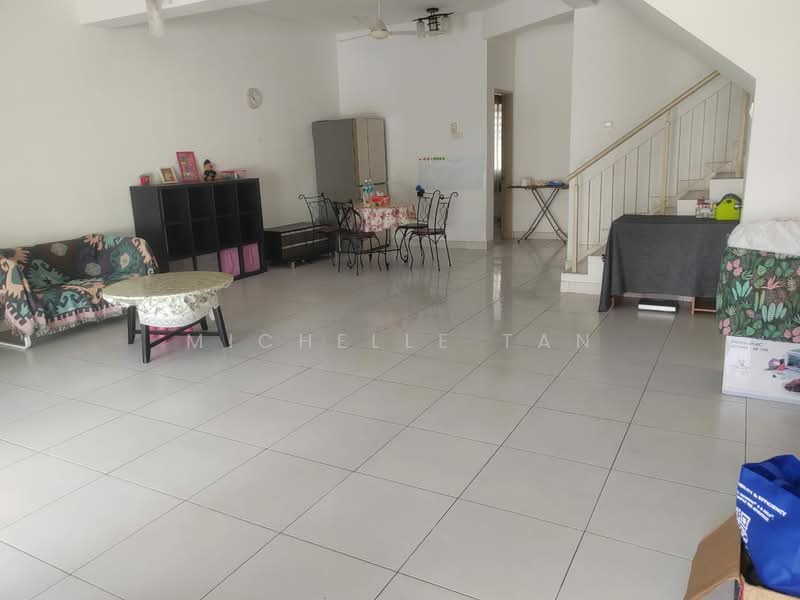 Rumah Teres 2 Tingkat untuk Dijual di Semenyih (Selangor) - Michelle Tan - Living Room - PropertyGuru.com.my